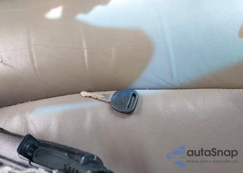 2002 Buick Lesabre Limited z USA, uszkodzony, nr VIN 1G4HR54KX2U148830